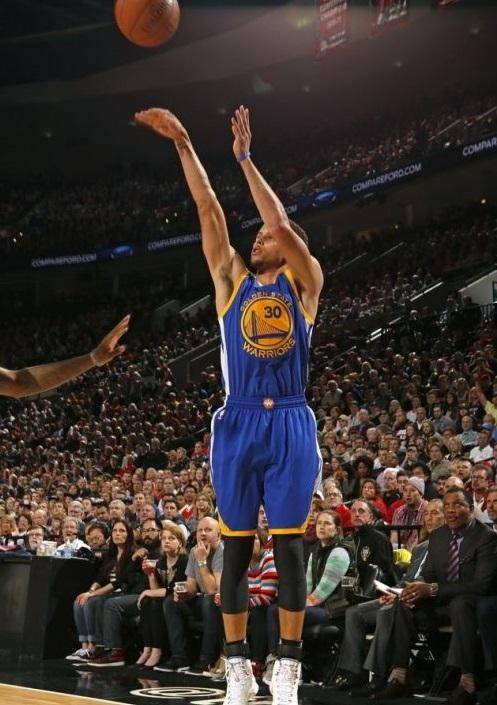 示出他的全 示出他的全