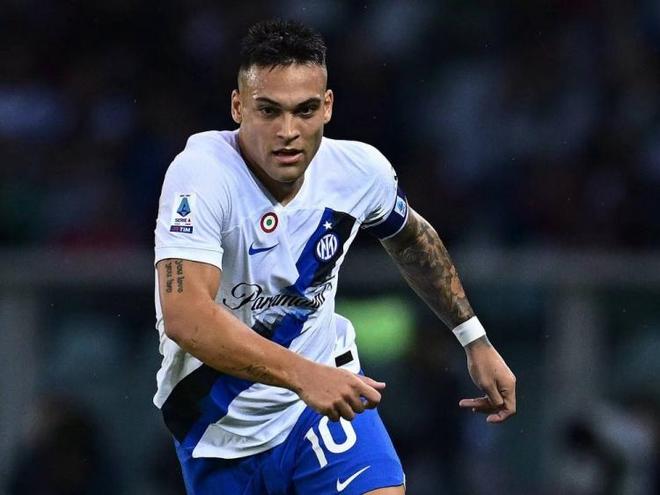 里的执教足 里的执教足